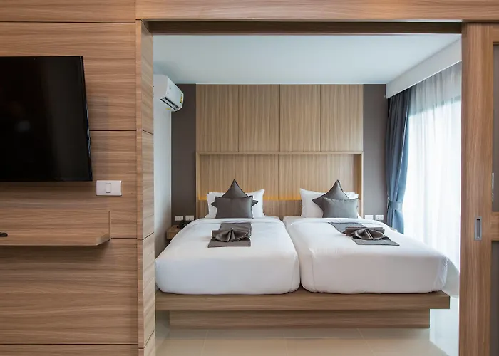 Hotel with view: The Bay Exclusive Hotel